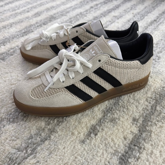 Adidas Gazelle indoor shoes - Picture 3 of 8
